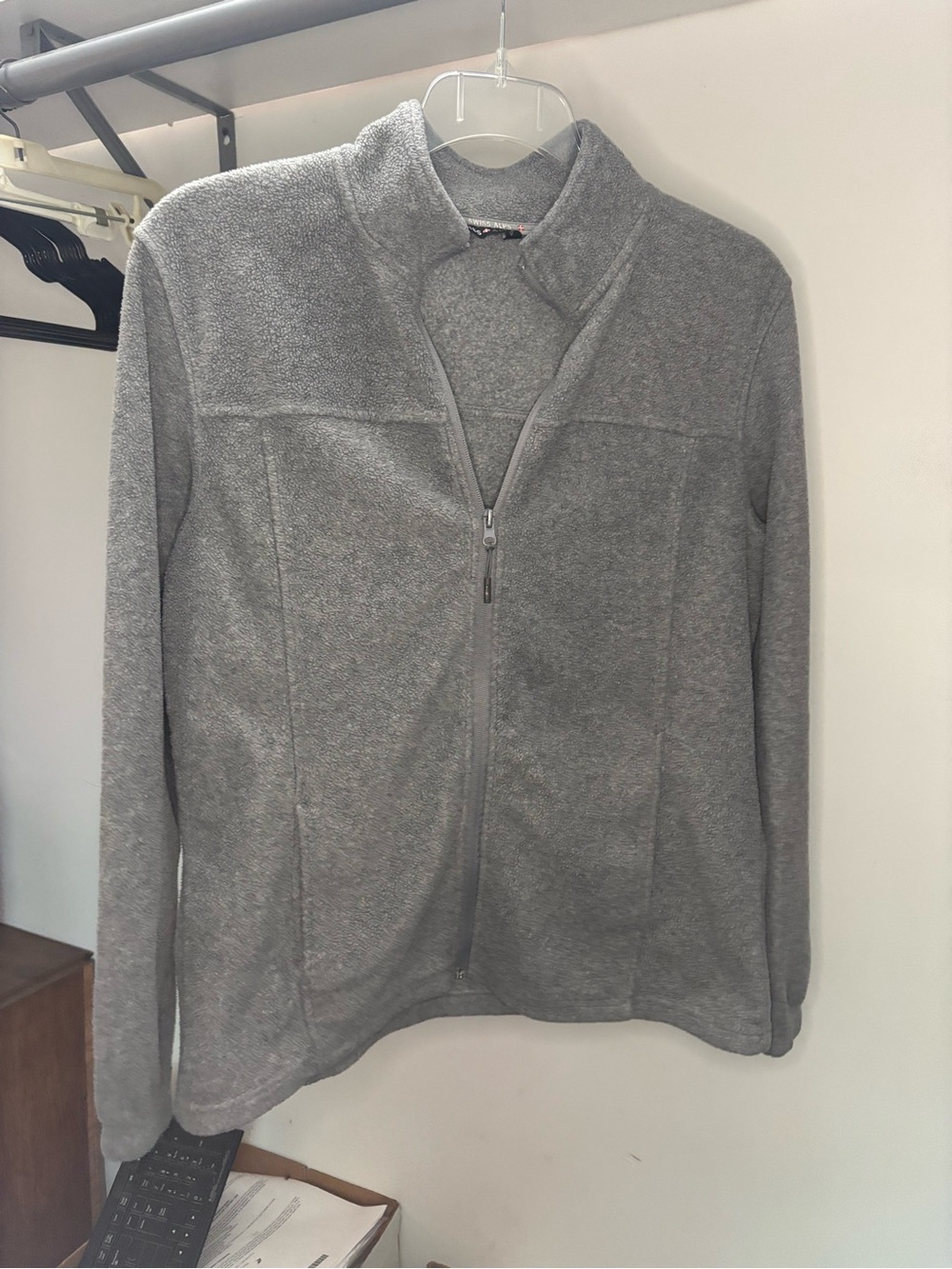 Alpine Swiss Men's Gray Full-Zip Sweater Jacket
